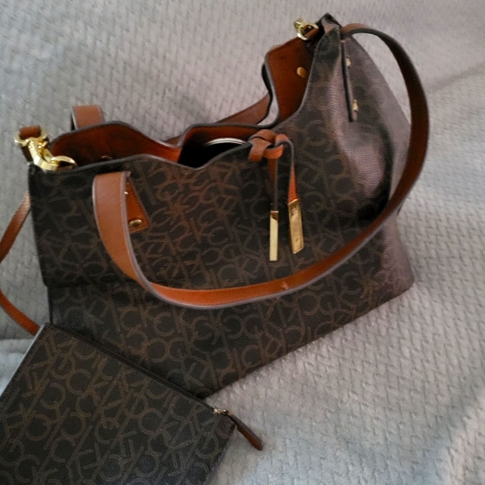 Handbag